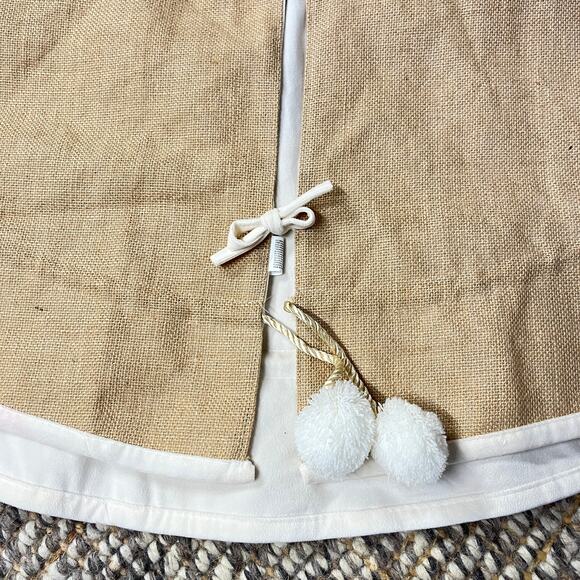 Jute Burlap and Cream Velour Christmas Tree Skirt with Pom Pom Gather Pulls - Picture 2 of 5